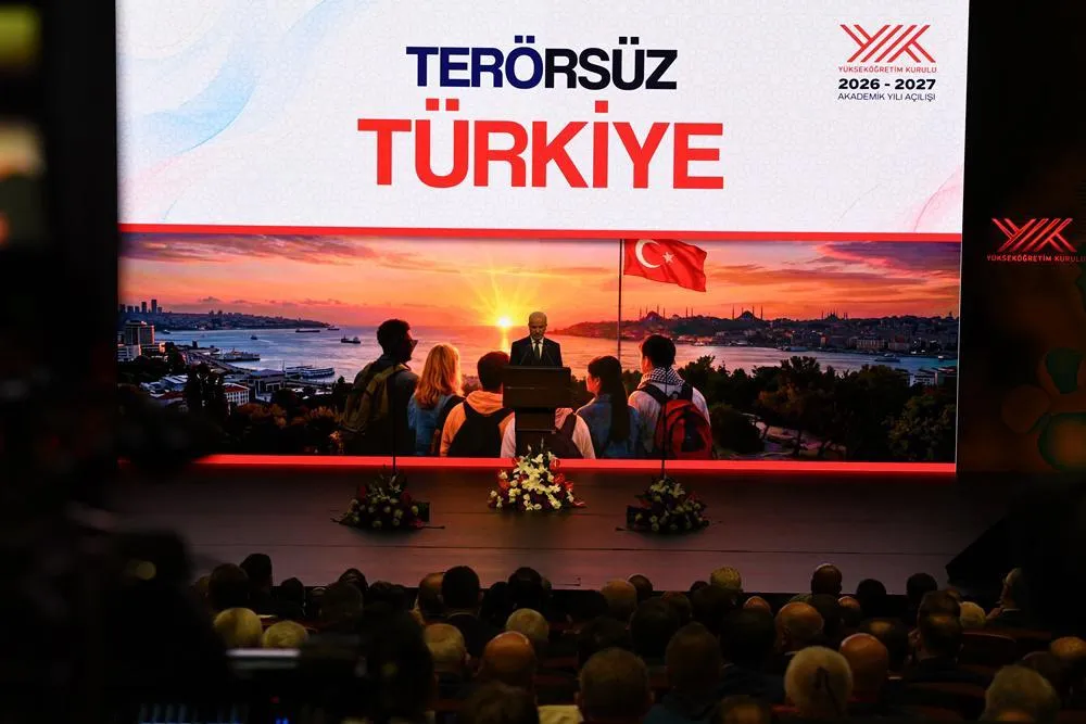 Bandırma Onyedi Eylül Üniversitesi Rektörü Boz 2026–2027 Yükseköğretim Akademik Yılı açılış törenine katıldı
