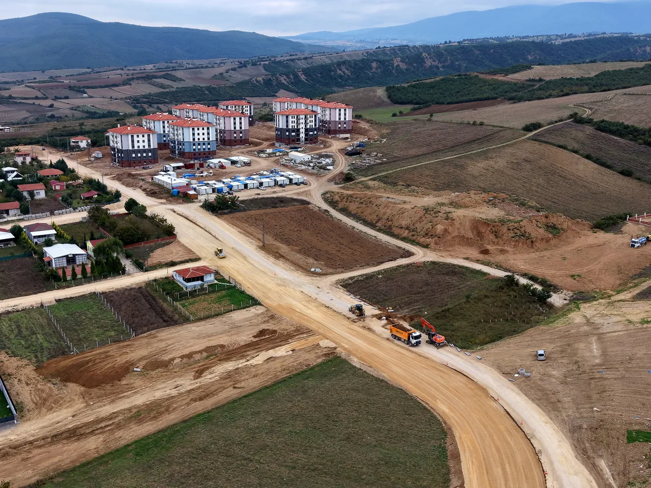 Erbaa Belediyesi TOKİ 2. etapta altyapı çalışmalarına devam ediyor
