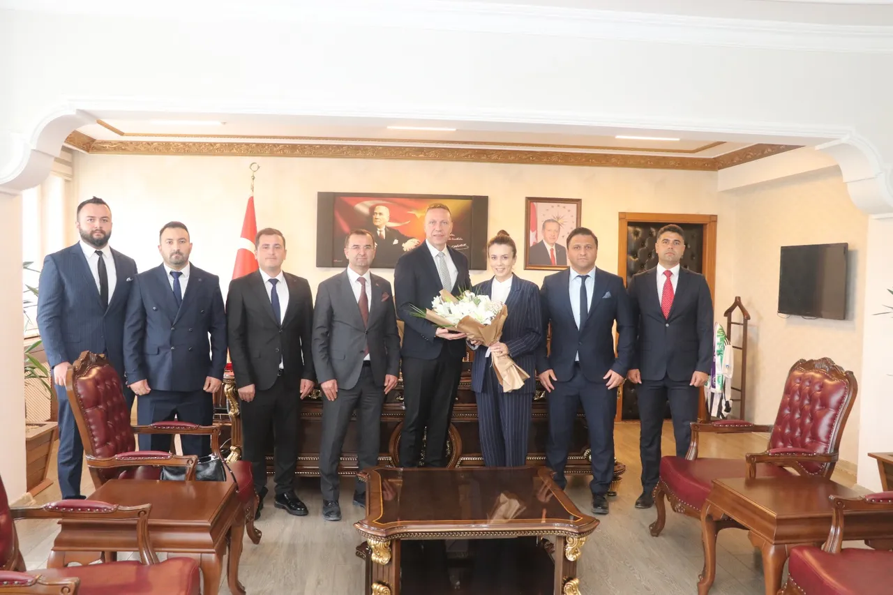 Amatör Spor Haftası dolayısıyla Fatsa Kaymakamı Böke'ye ziyaret