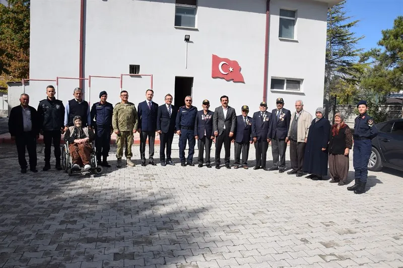 Şehit yakınları ve gazilerle kahvaltı programı düzenlendi