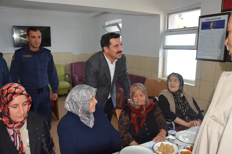 Şehit yakınları ve gazilerle kahvaltı programı düzenlendi