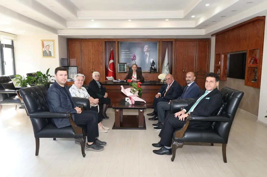 Dünya Yaşlılar Günü’nde huzurevi sakinlerinden Nazilli Kaymakamına ziyaret