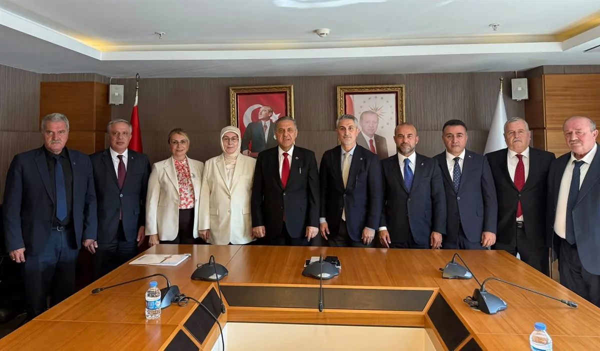 Yalova Valisi Usta, Yalova’ya yeni spor yatırımları kazandıracak protokolleri imzaladı