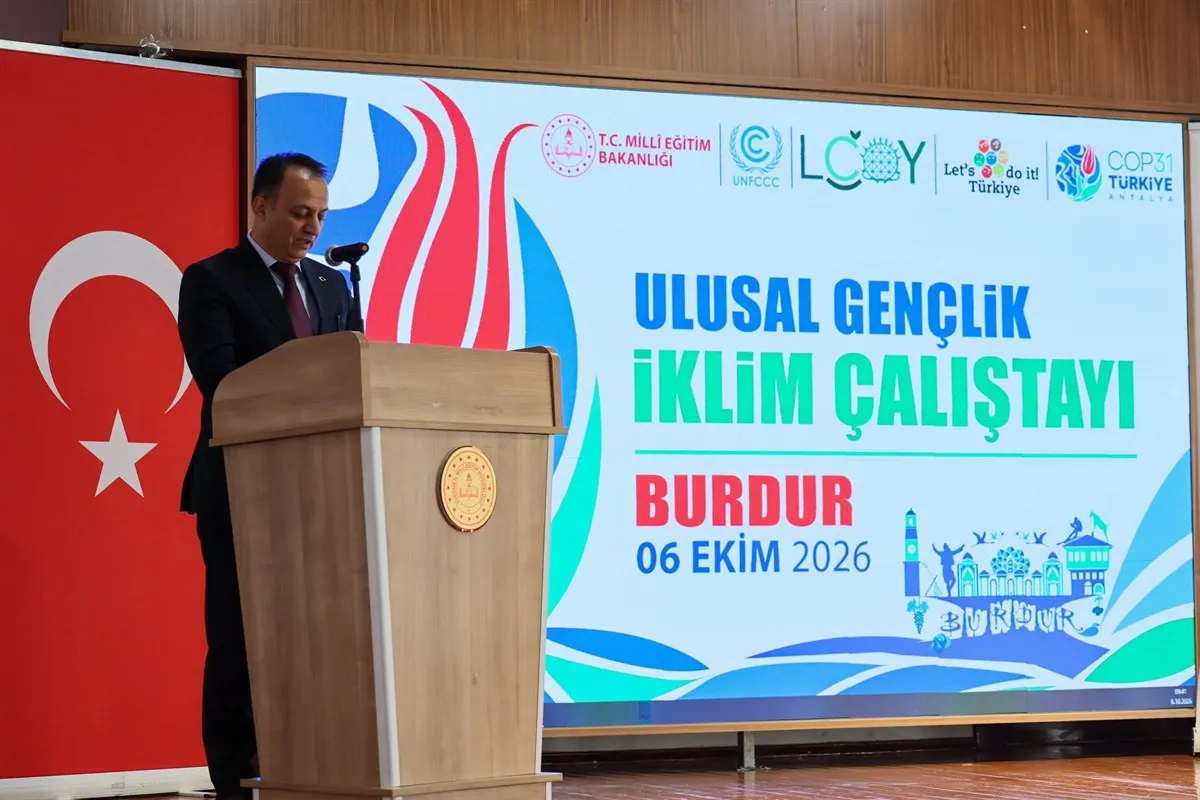 Vali Tülay Baydar Bilgihan Ulusal gençlik iklim çalıştayına katıldı