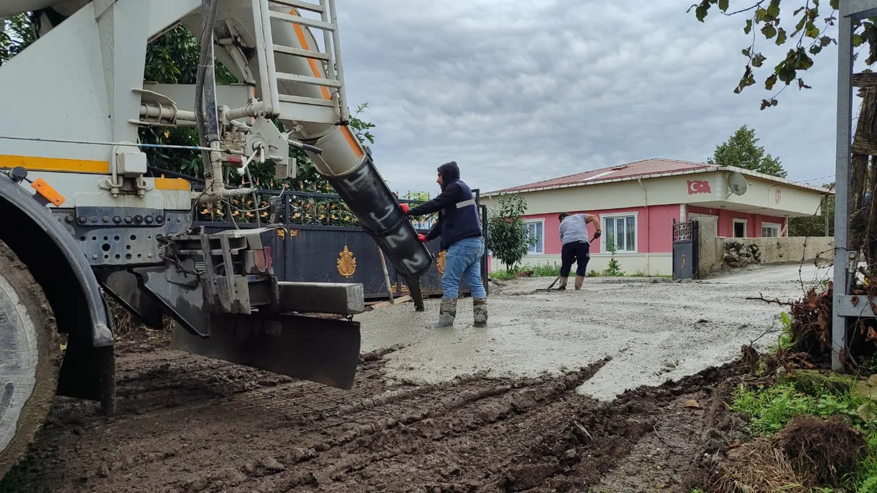 Salıpazarı Belediyesi, 2 Yılda 47 kilometre yol yaptı