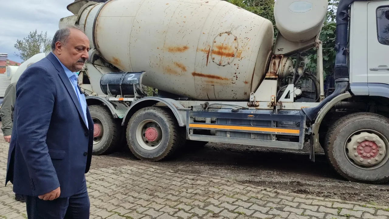 Salıpazarı Belediyesi, 2 Yılda 47 kilometre yol yaptı