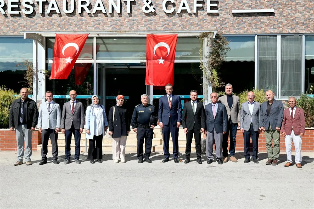İlçe Emniyet Müdürü Atabek’e veda yemeği düzenlendi