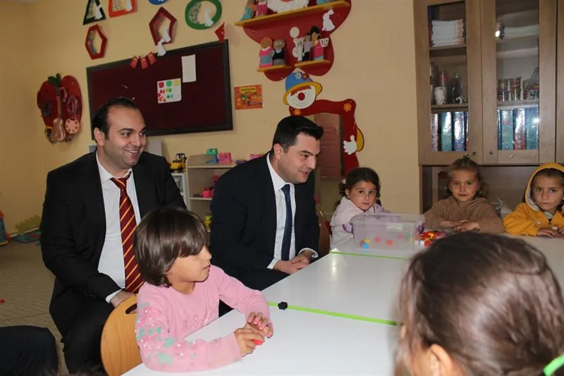 Reşan okul ziyareti