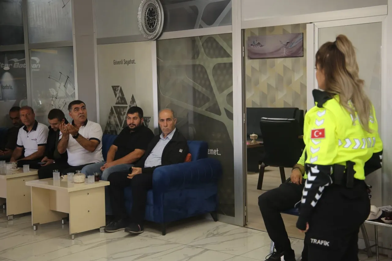 BAŞTİ’de şoför ve firma temsilcilerine güvenlik ve nezaket eğitimi