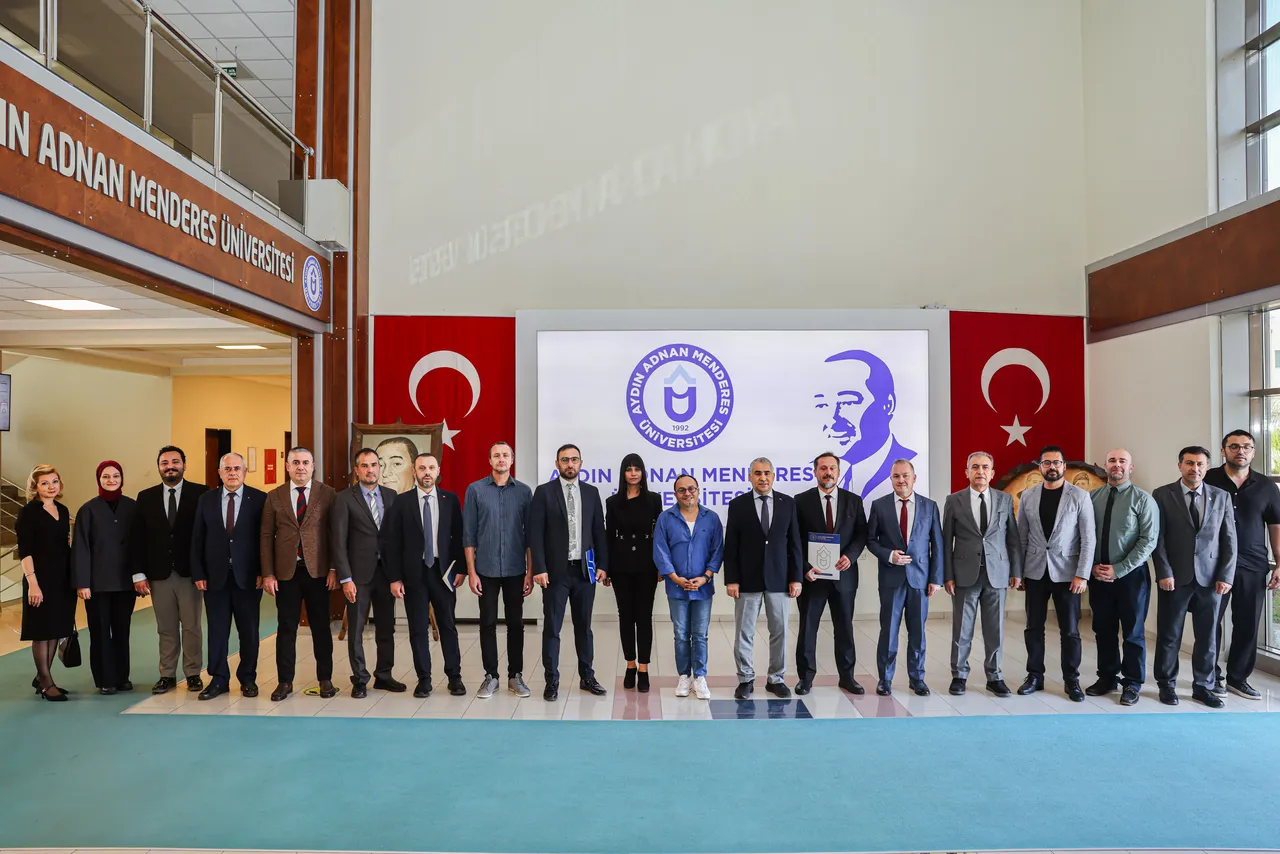 Adnan Menderes Üniversitesinde SATEAD Değerlendirme Takımı ile çıkış bildirisi toplantısı gerçekleştirildi