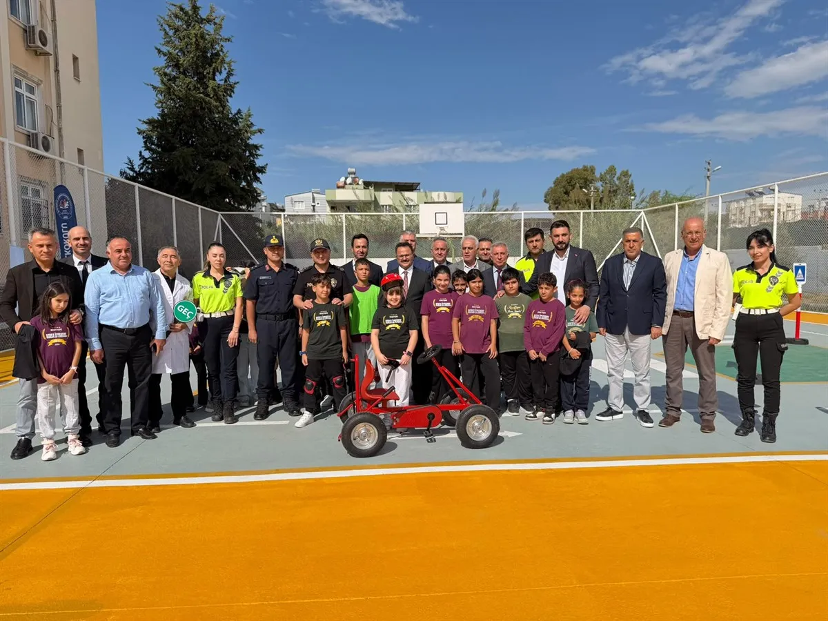 Şehrin akıllı çocukları trafik parkuru açılışı