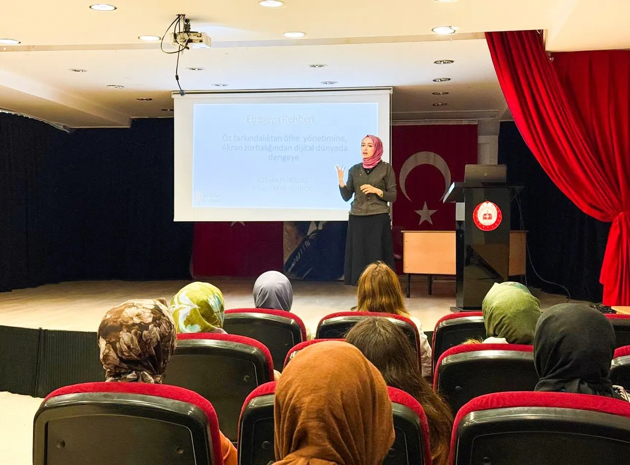 Ümraniye’de ailelere rehberlik, çocukların gelişimine destek