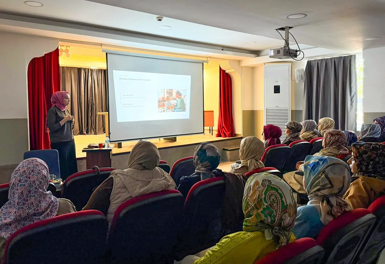Ümraniye’de ailelere rehberlik, çocukların gelişimine destek