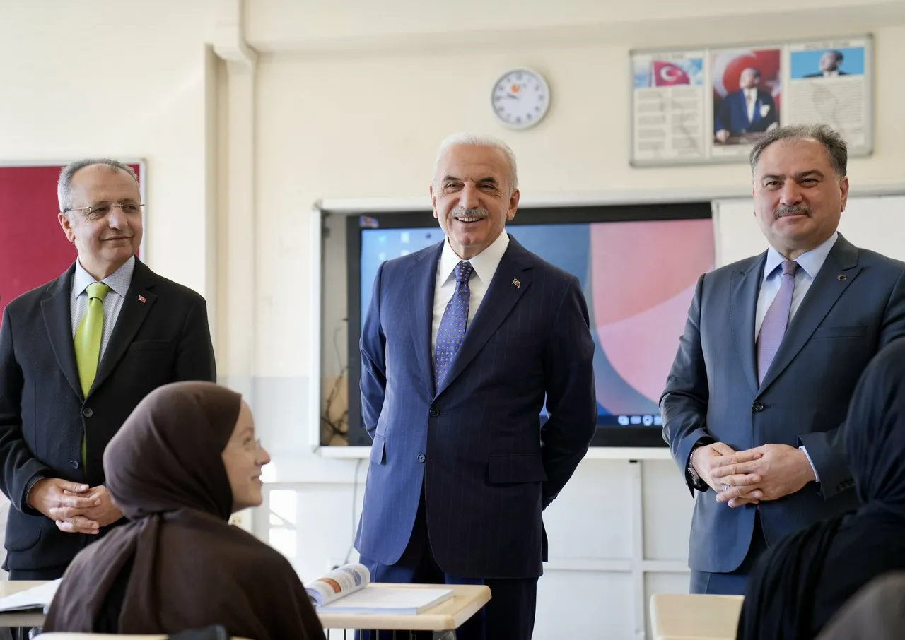 Ümraniye’de yeni haftanın ilk buluşması gençlerle gerçekleşti