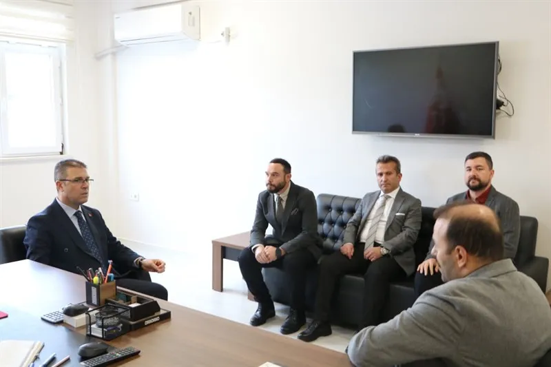 Kaymakam Burhan’dan Borsa İstanbul Ispartakule Anadolu Lisesine ziyaret