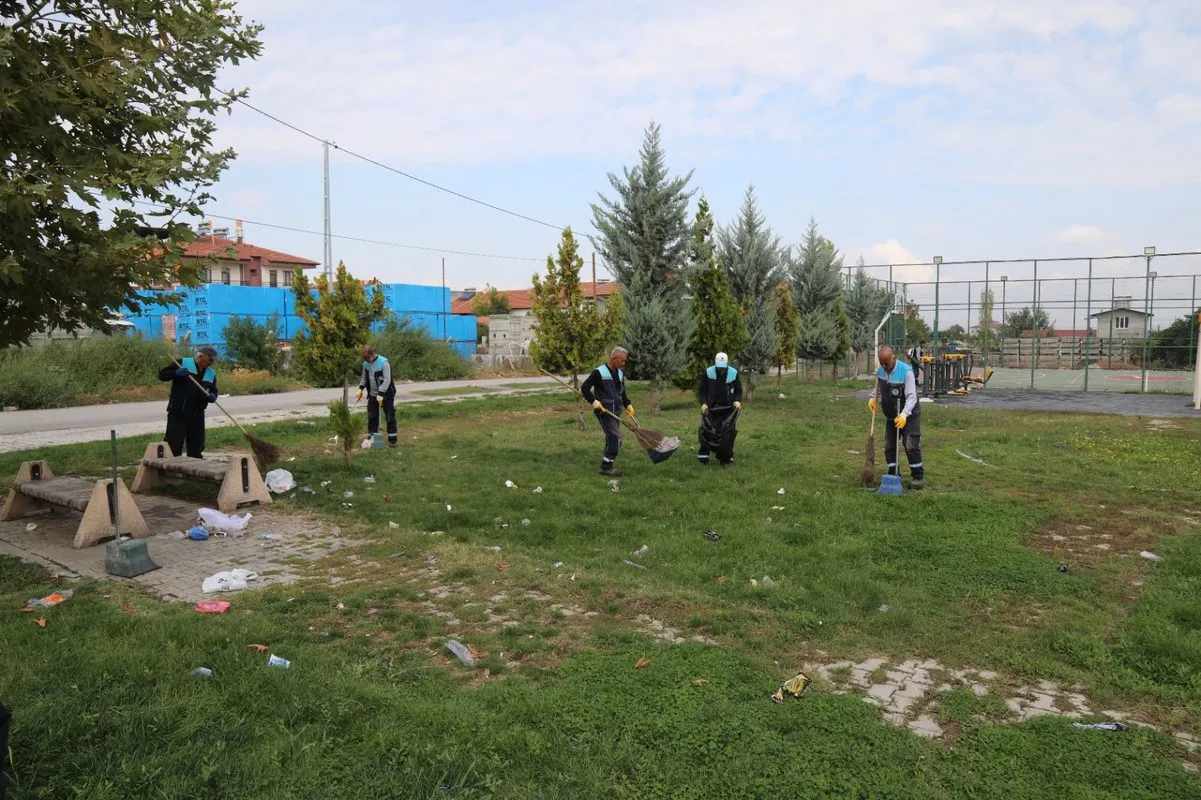Battalgazi’de temizlik çalışmaları sürüyor
