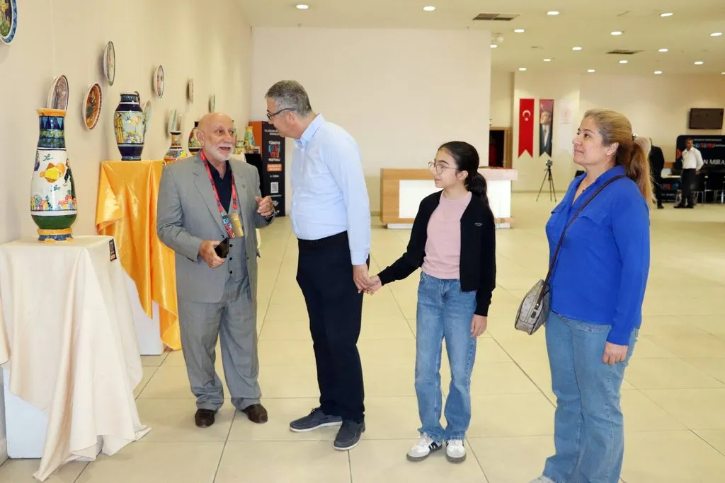 “Gaziantep İpekyolu Seramikte Hikâye” Sergisi Zeugma Müzesi’nde açıldı
