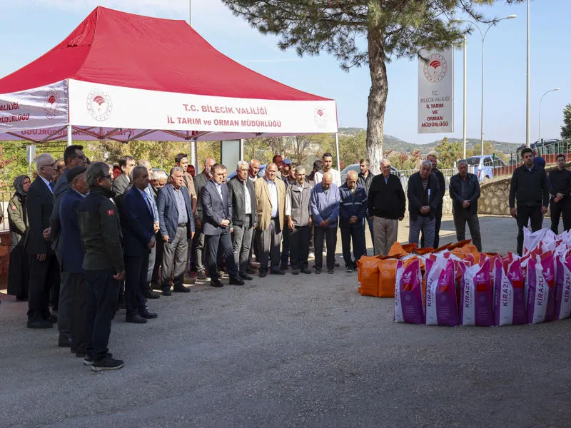 Bilecik’te üreticilere kanola ve yem bitkisi tohumu desteği
