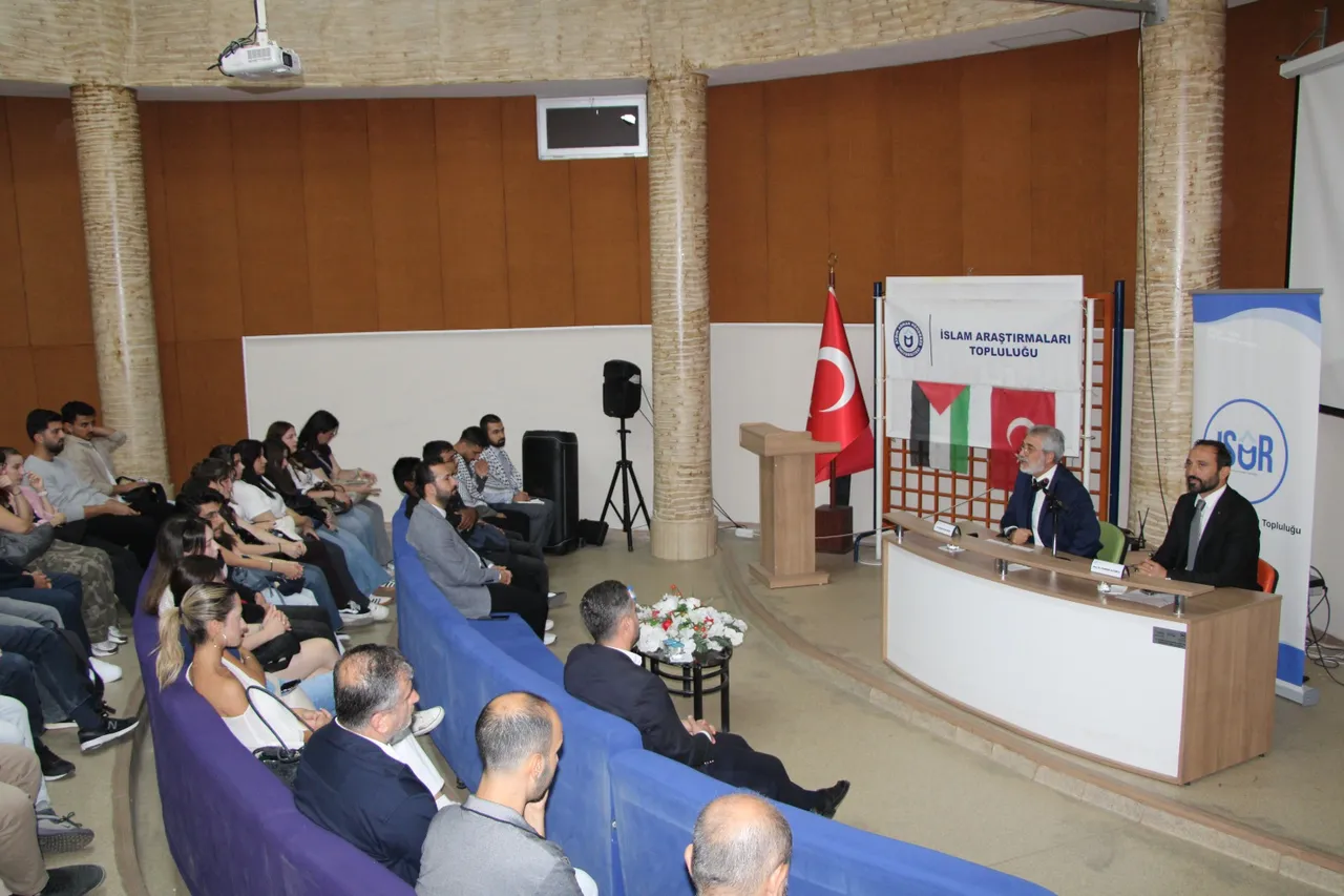 Adnan Menderes Üniversitesinde “ADÜ’den Gazze’ye Umut ve Gelecek” programı düzenlendi