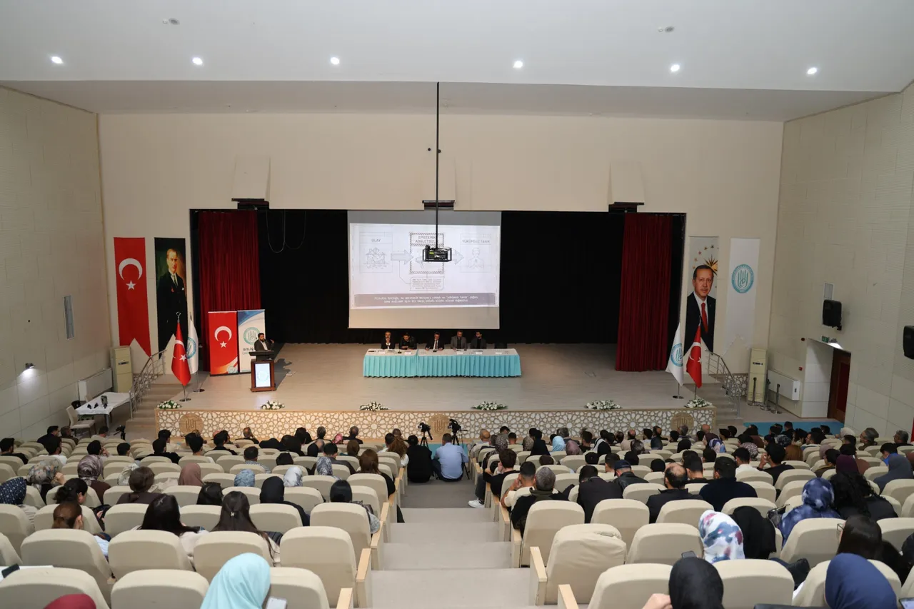 BEÜ’de “Yedi Bölge Tek Ses, Filistin Sözlüğü” panel programı gerçekleştirildi
