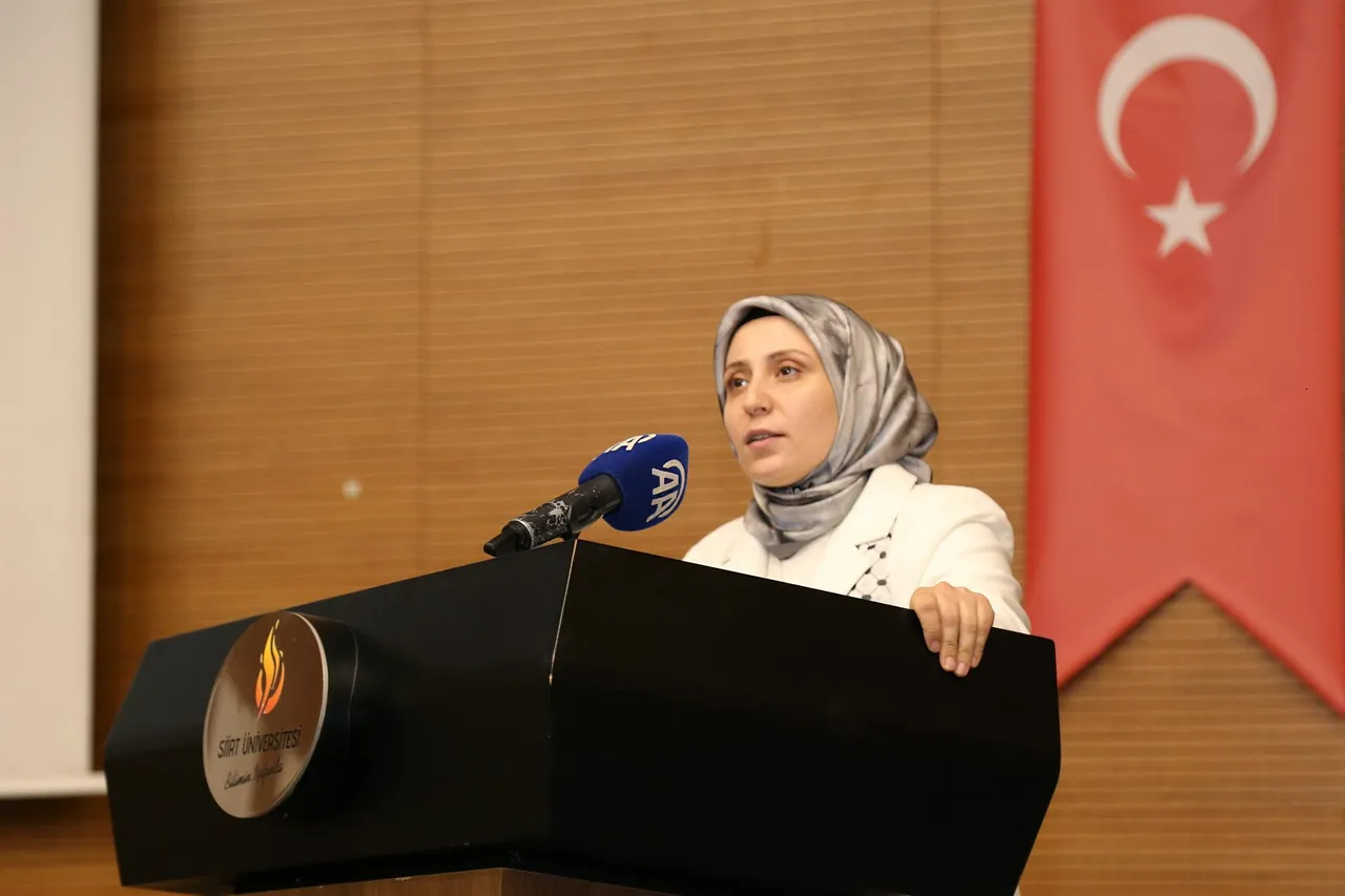 Siirt Üniversitesi Rektörü Şındak, “Yedi Bölge Tek Ses: Filistin Sözlüğü” programına katıldı