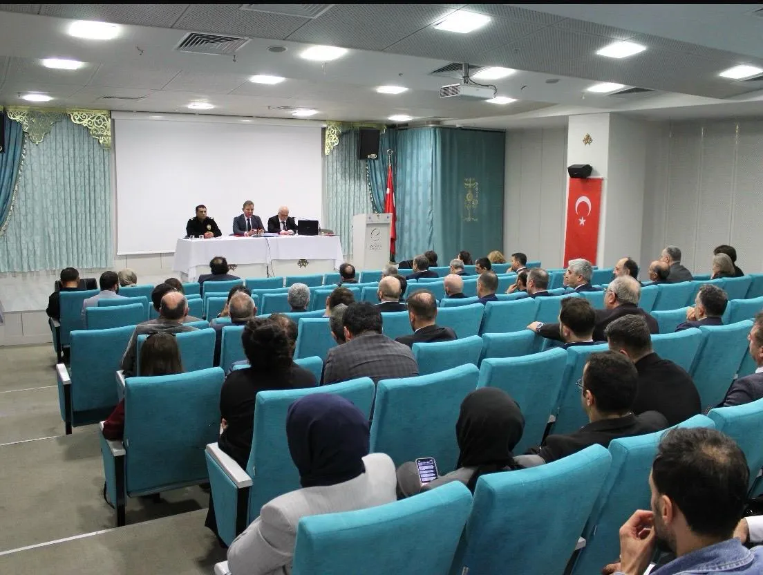 Esenler'de okul güvenliği toplantısı gerçekleştirildi