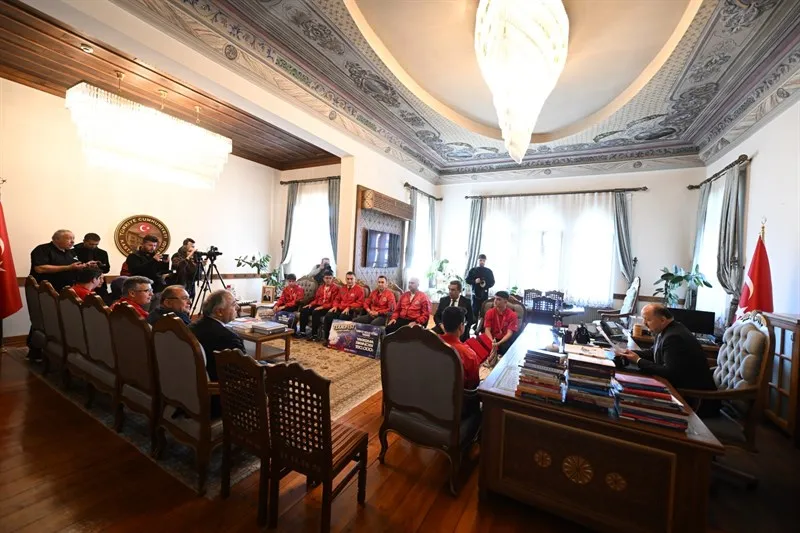 Kastamonu Valiliği, TEKNOFEST Güneydoğu'dan önemli başarılarla döndü