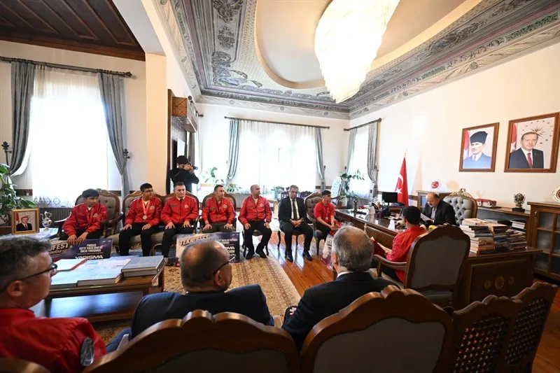 Kastamonu Valiliği, TEKNOFEST Güneydoğu'dan önemli başarılarla döndü