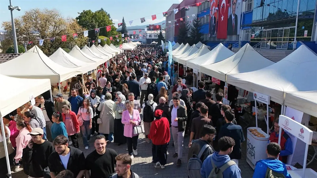 Karabük Valisi Çağatay, KBÜFEST ve Sıfır Atık Sempozyumuna katıldı