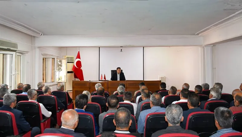 Muhtarlarla İstişare ve değerlendirme toplantısı