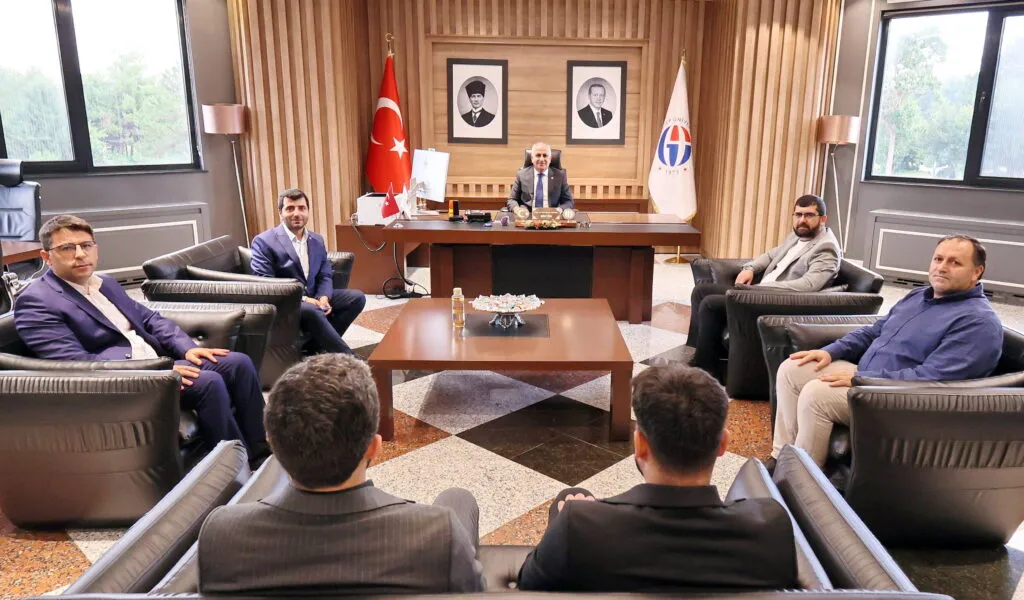Akademik Heyetten Rektör Doğan’a teşekkür ziyareti