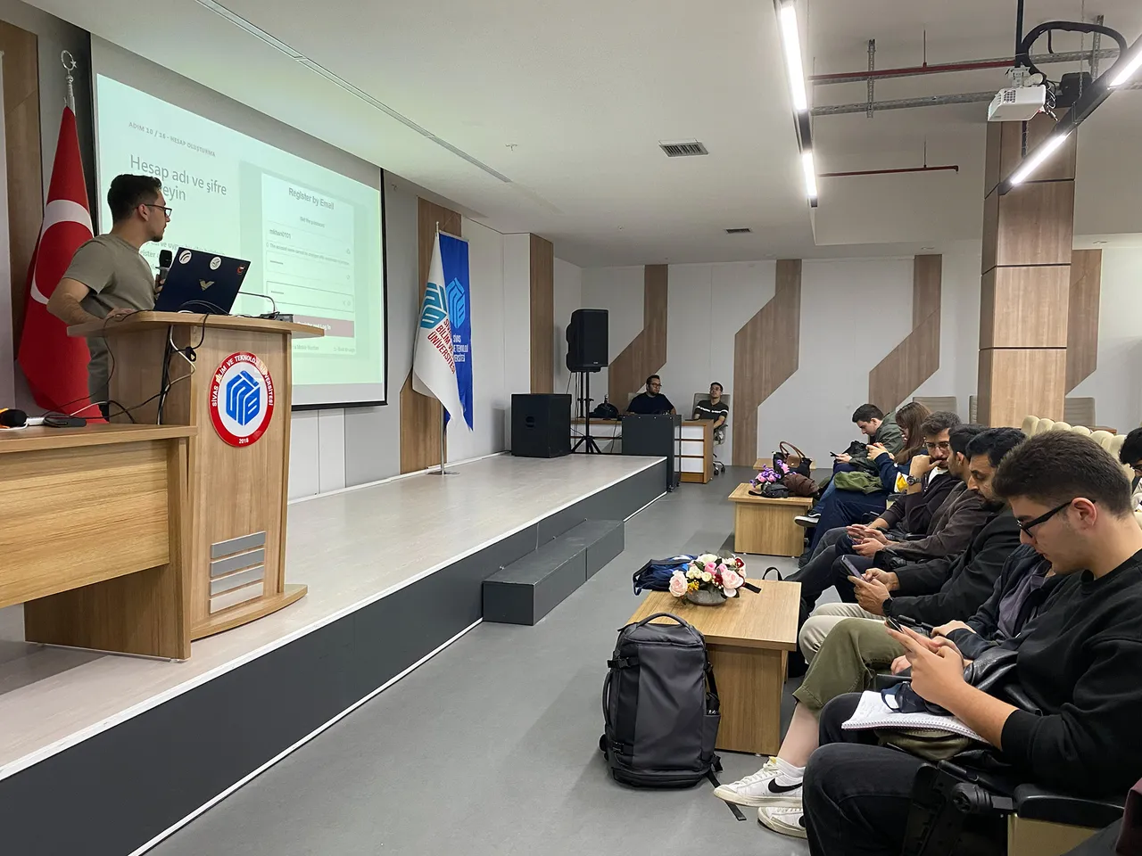 Huawei ICT Topluluğu yeni yarışma dönemine dünya şampiyonlarının deneyimleriyle başladı