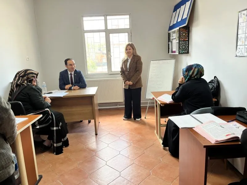 Söğütlü Sosyal Dayanışma Merkezi ziyaret