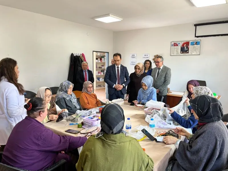 Söğütlü Sosyal Dayanışma Merkezi ziyaret