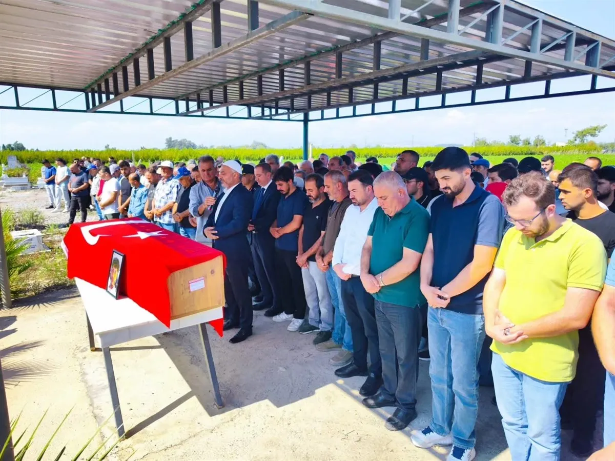 30AĞUSDOS 2026 tarihinde Girne-Taşucu seferini yapan geminin alabora olması sonucu hayatını kaybeden özgür gönül toprağa verildi
