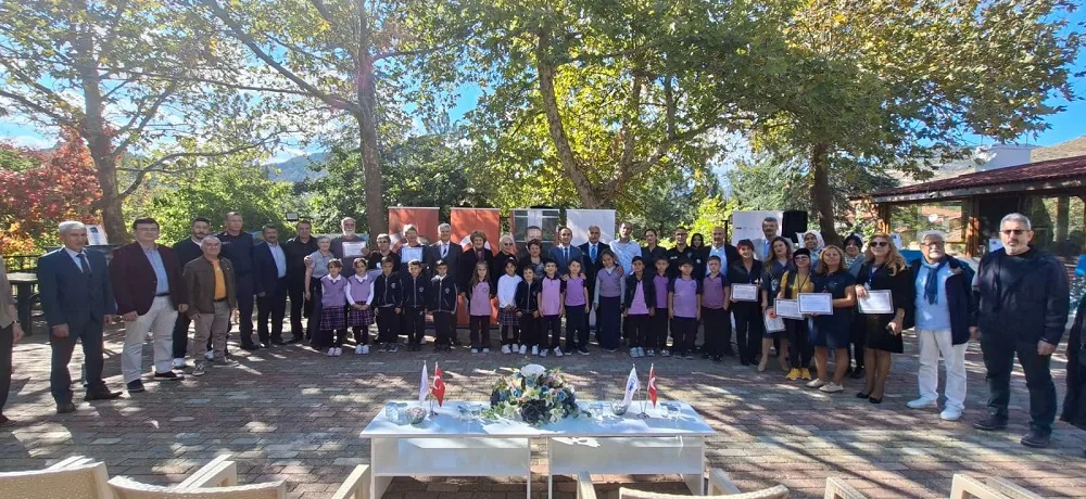 İskilip Kaymakamı Polat, “Bir Renk, Bir İz” sanat çalıştayı ve sergi programına katıldı