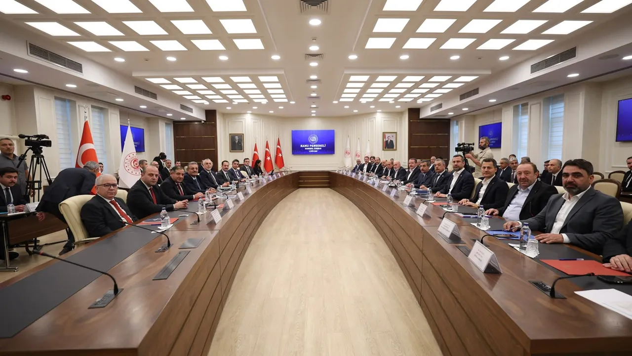 Kamu Personeli Danışma Kurulu, Bakan Işıkhan’ın Başkanlığında toplandı