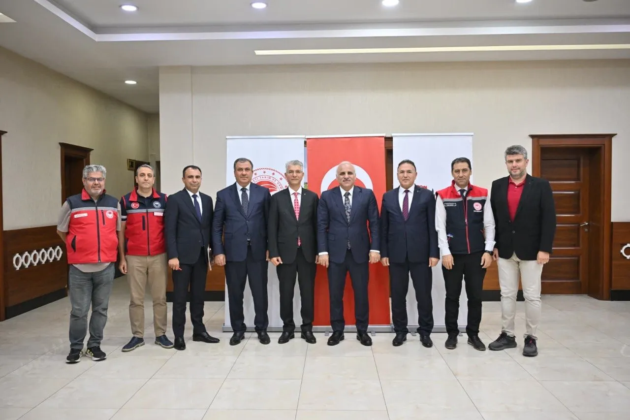 Diyarbakır’da kırsal kalkınma hamlesi: Üreticilere peşinatsız 2 milyon TL kredi ve 150 bin küçükbaş hayvan desteği