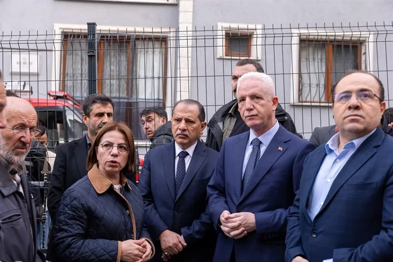 Maltepe’de bina çökmesi nedeniyle olay yerinde inceleme
