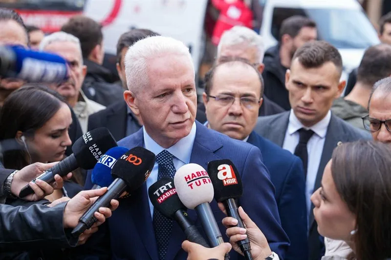 Maltepe’de bina çökmesi nedeniyle olay yerinde inceleme