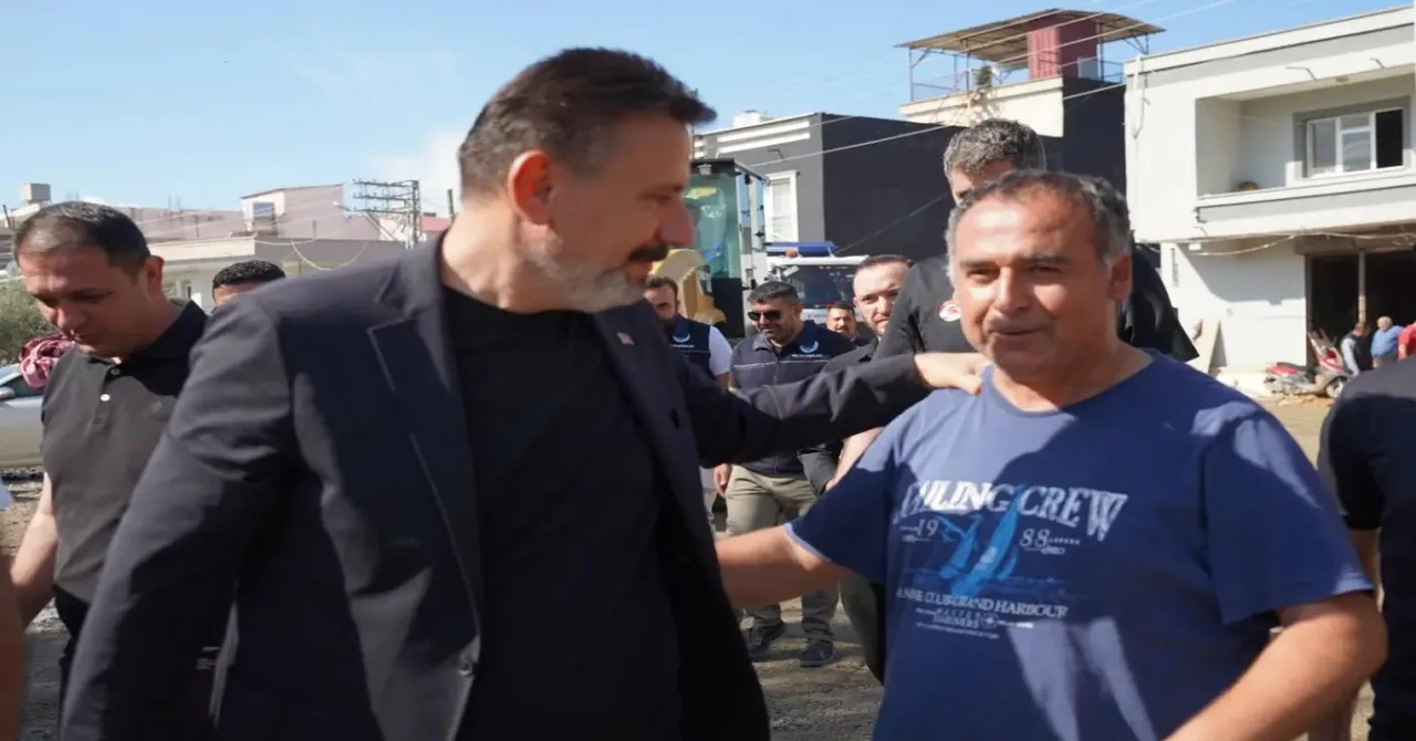 Arsuz Belediyesi: Arsuzumuzda yaşanan sel sonrası yaraları birlikte sarıyoruz