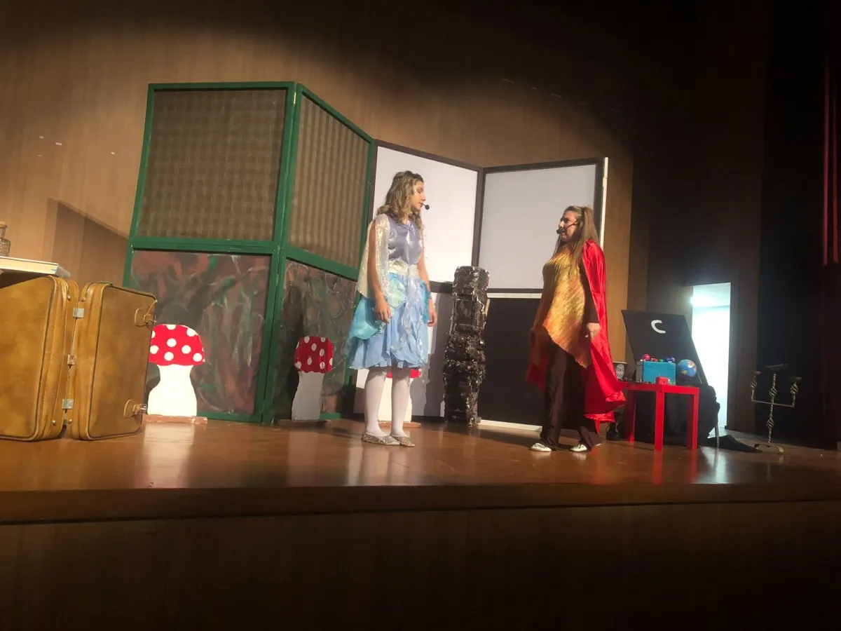 Orhangazi’de öğrenciler tiyatronun büyülü dünyasıyla buluştu