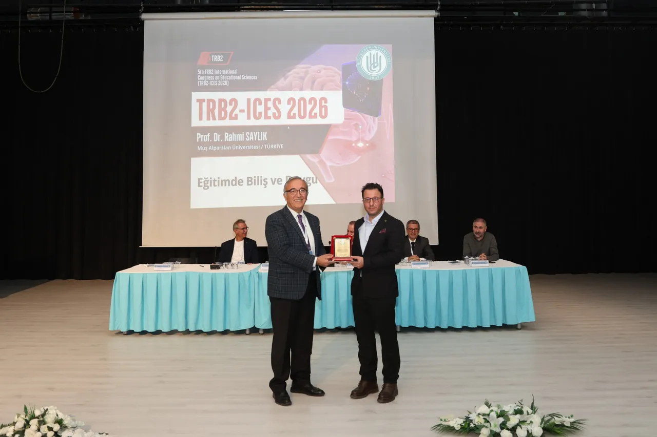 5. TRB2 Uluslararası Eğitim Bilimleri Kongresi Bitlis Eren Üniversitesi ev sahipliğinde gerçekleştirildi