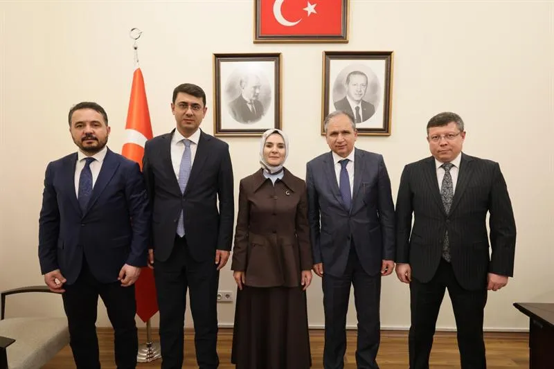 Vali Kartal ve Uşak Heyetinden Aile ve Sosyal Hizmetler Bakanı Göktaş’a ziyaret