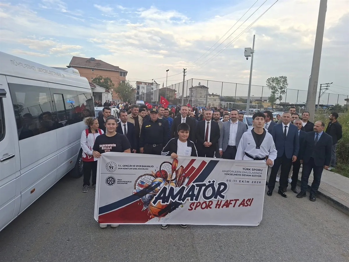 Düzenlenen programa katıldı