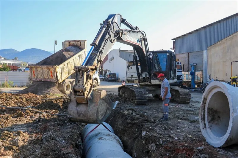 Gazipaşa Sanayi Sitesi’nde su baskınlarına karşı önlem