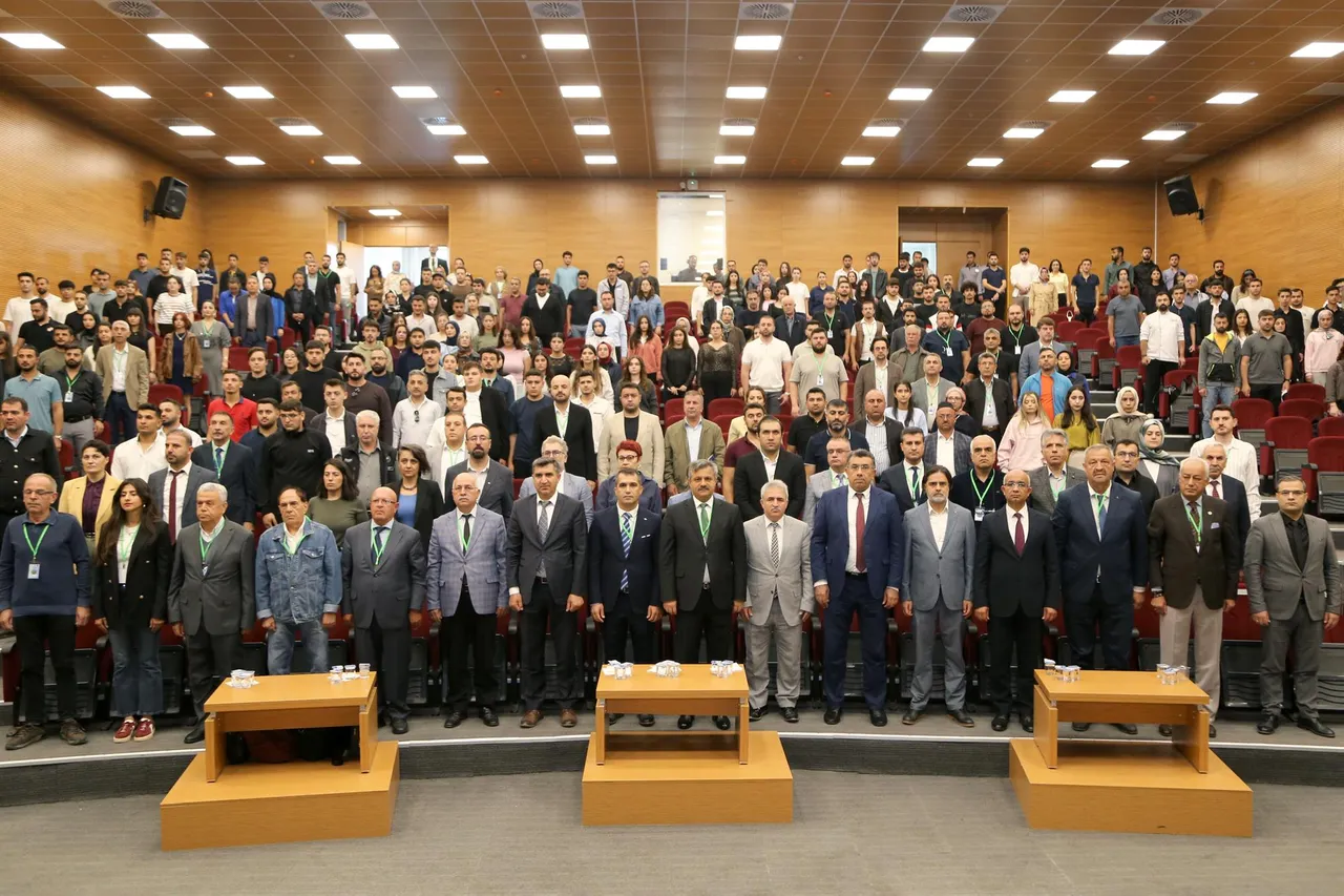 Siirt Üniversitesi Ev Sahipliğinde V. Siirt Fıstığı Çalıştayı gerçekleştirildi