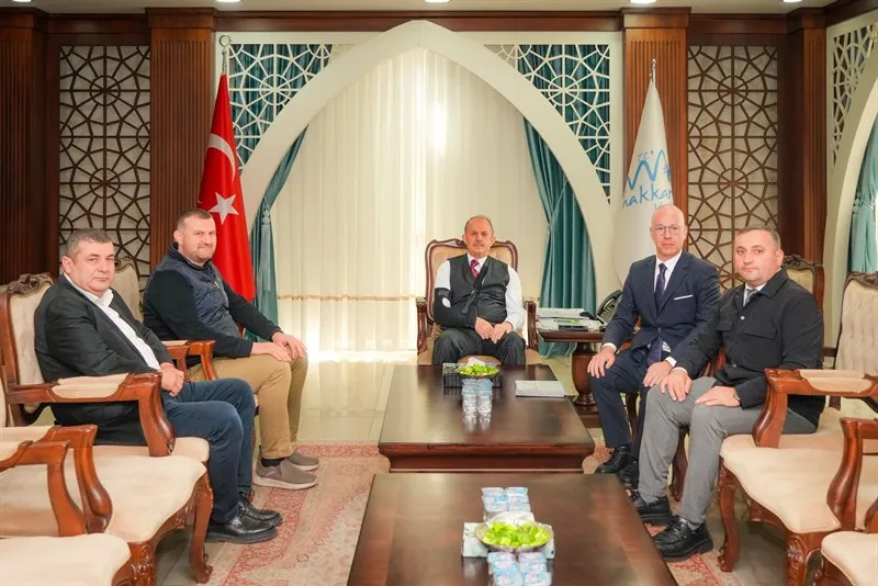 Hakkari Valisi Taşyapan’a ziyaret