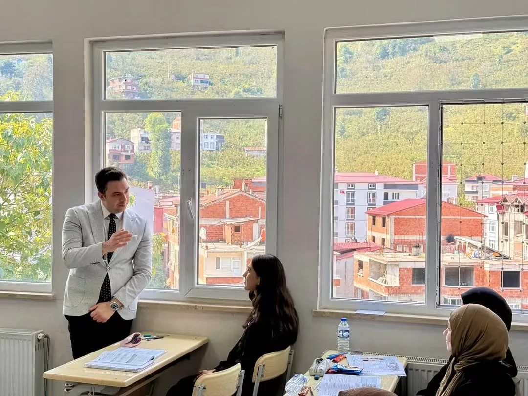 Senai Yediyıldız Anadolu İmam Hatip Lisesi