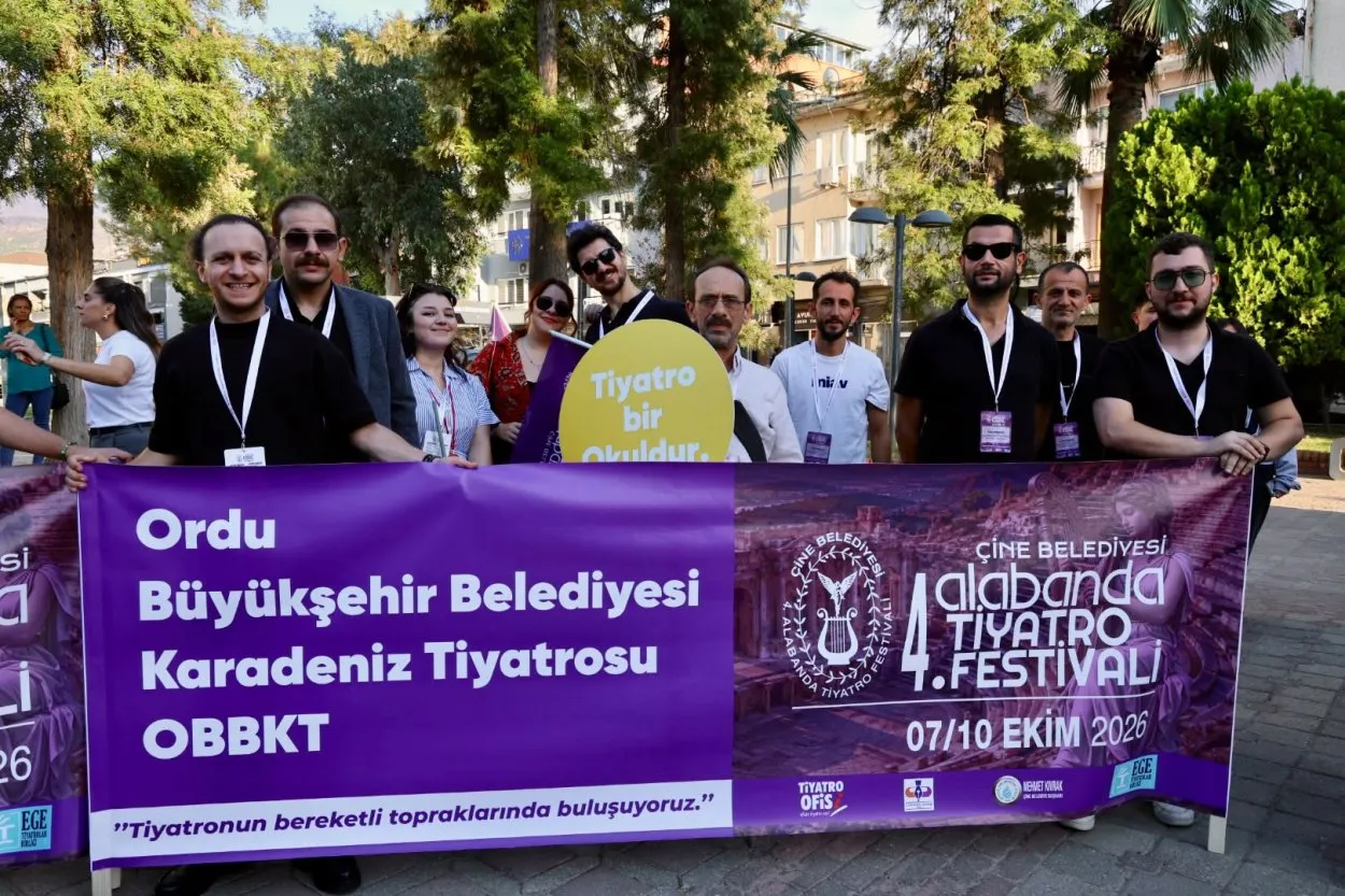 OBBKT, 4. Alabanda Tiyatro Festivali’nde sahne aldı